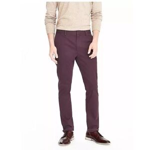 NWT Burgundy Banana Republic Fulton Skinny Chino – Men’s 33X32
